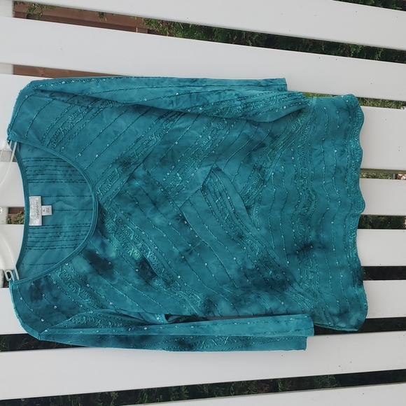 Tunic - Picture 1 of 4